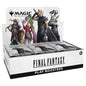 Frontalansicht des Magic: The Gathering – Final Fantasy Play Booster Displays mit Cloud, Sephiroth, Lightning & Co.